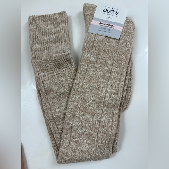 Pudus x Fab Fit Fun Sweater Socks - Picture 2 of 3